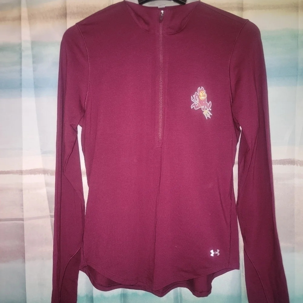 Under Armour Pull over